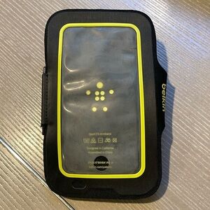 Belkin sport-fit armband